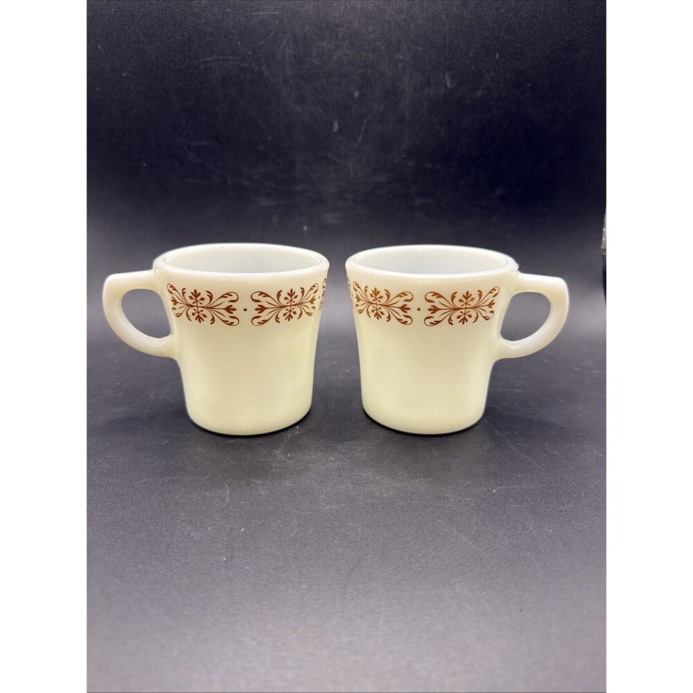 Pair of Vintage Pyrex Copper Filigree Coffee Mugs Cups #709, Restaurant Style